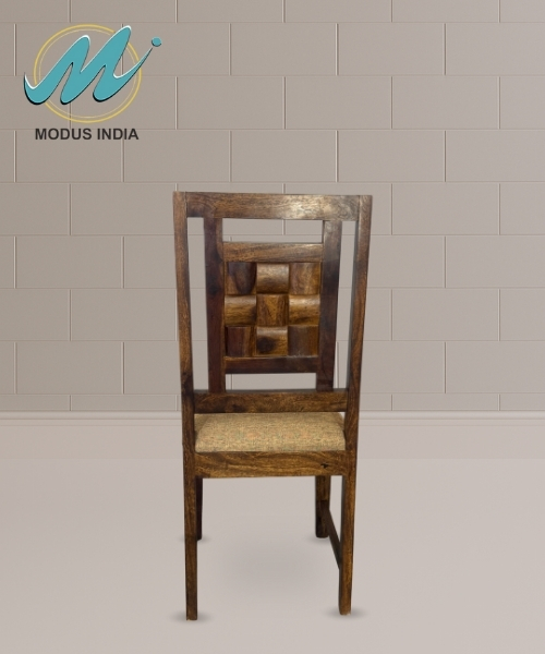 Chair Niwar